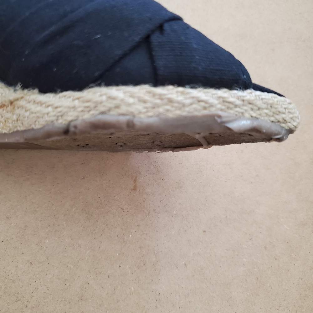 Shoes - Picture 6 of 13